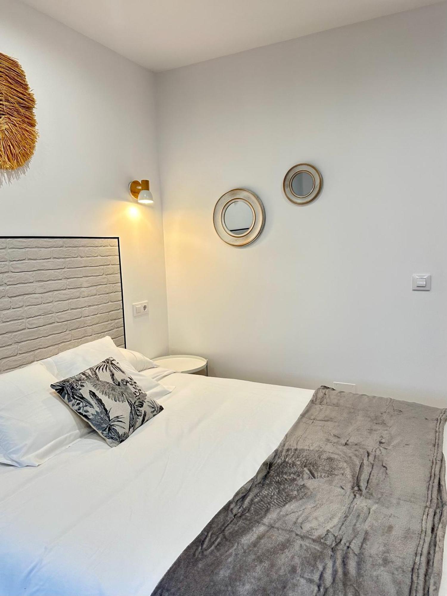 Apartamentos Val De Comillas Bagian luar foto