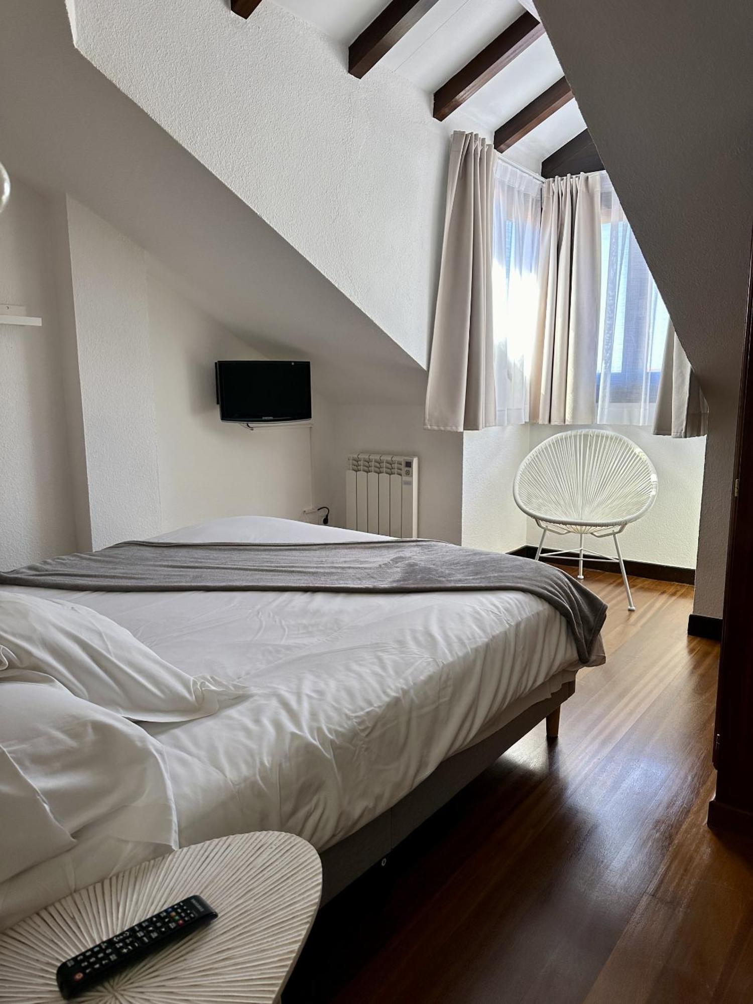 Apartamentos Val De Comillas Ruang foto
