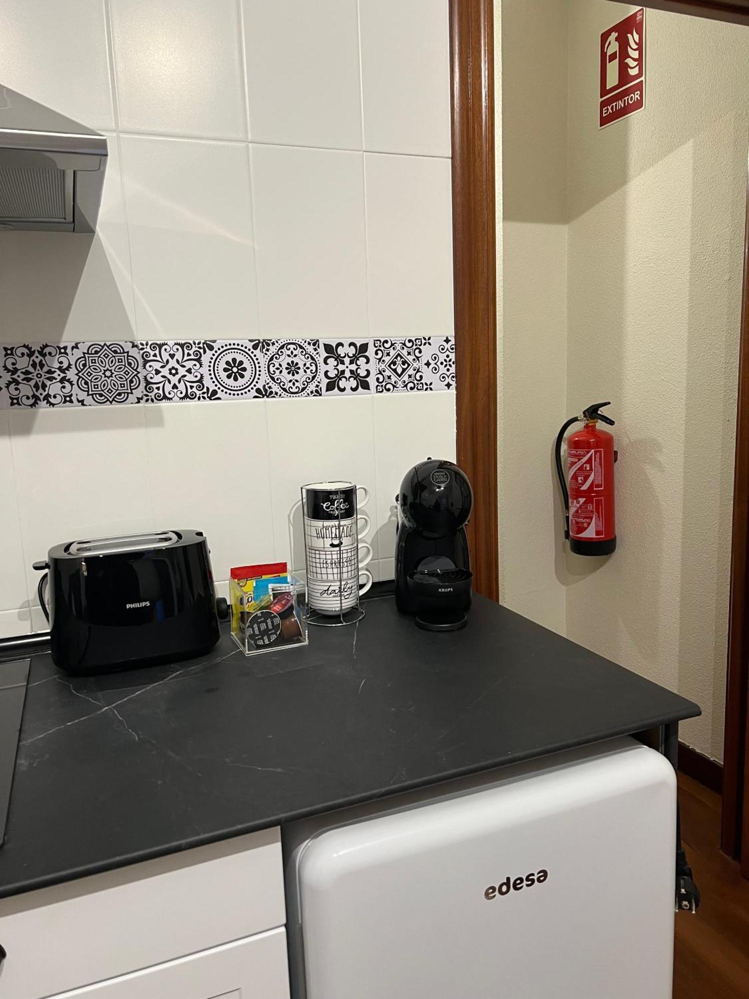 Apartamentos Val De Comillas Ruang foto